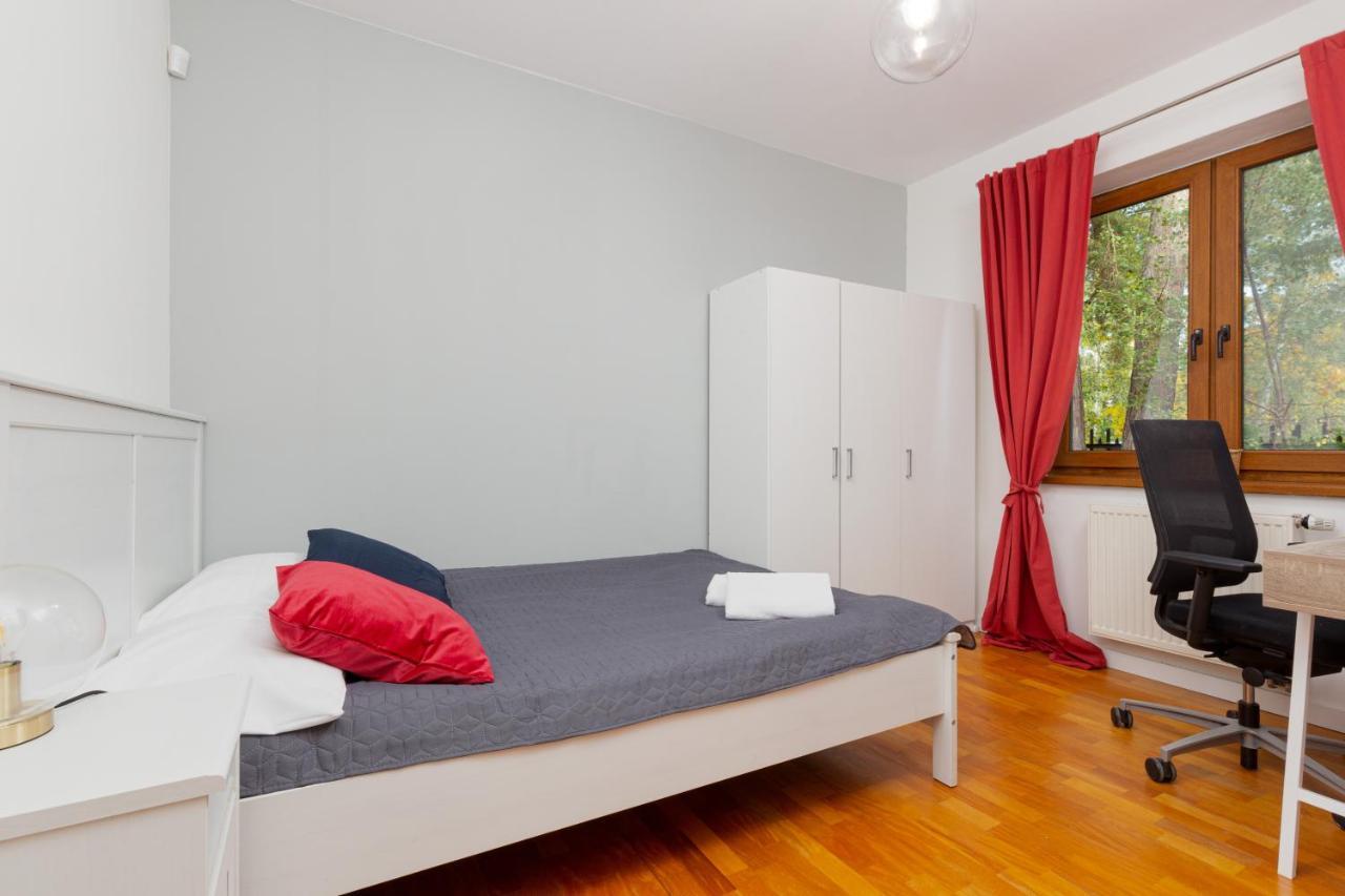 Willa Holiday House Warsaw Michałowice by Renters Zewnętrze zdjęcie