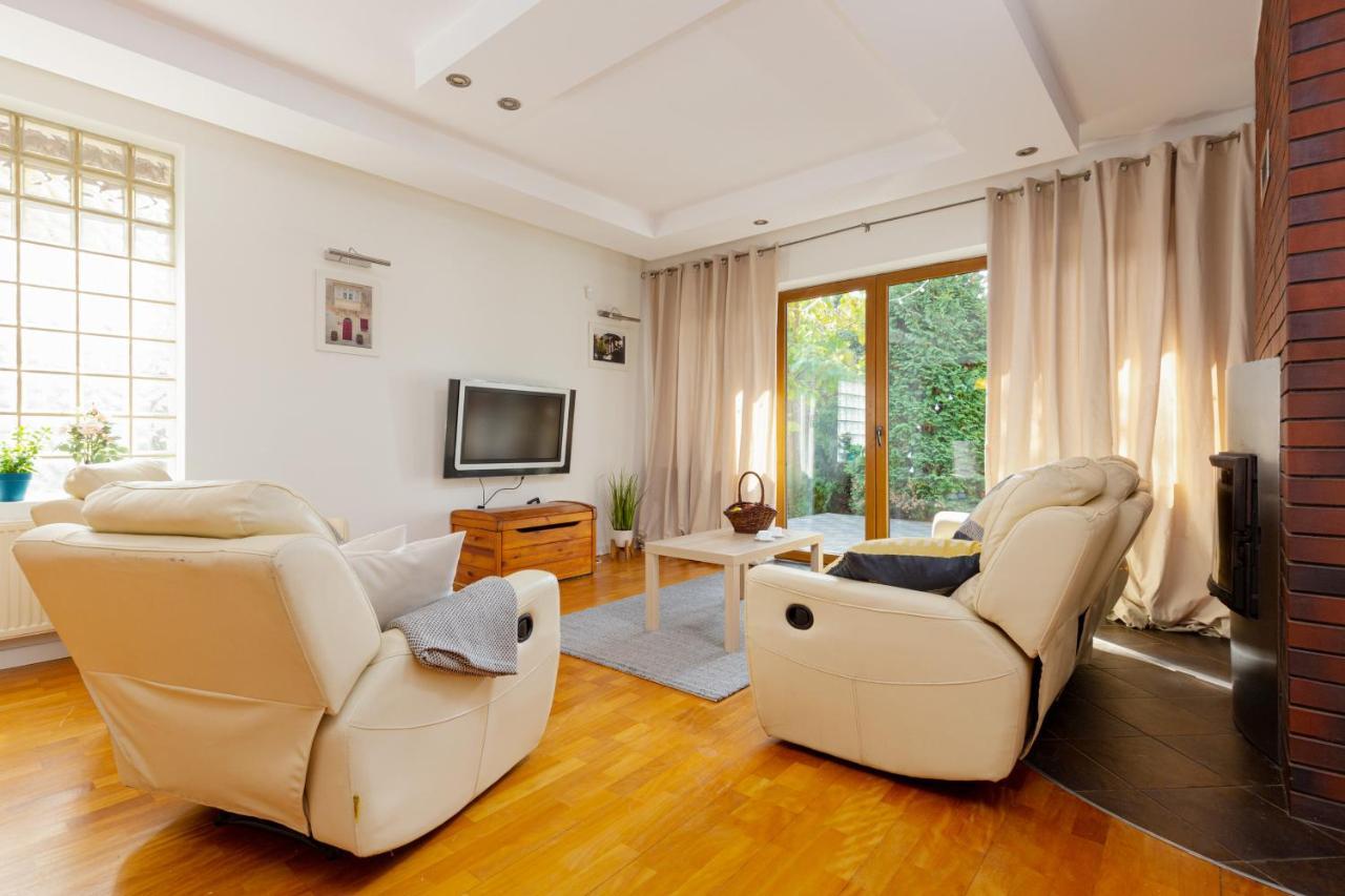 Willa Holiday House Warsaw Michałowice by Renters Zewnętrze zdjęcie